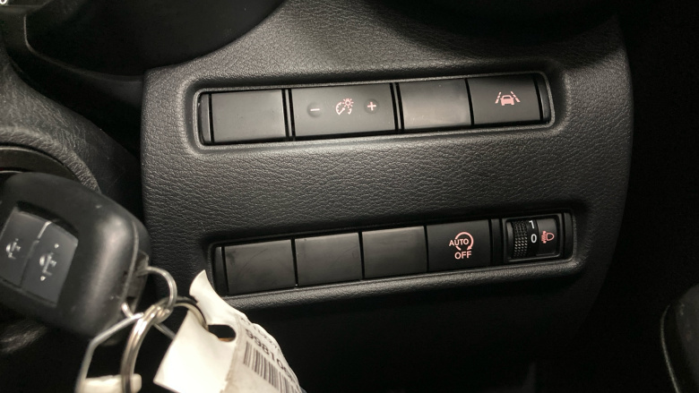 Nissan Juke 1.0 DiG-T 114 Acenta 5dr DCT Petrol Hatchback